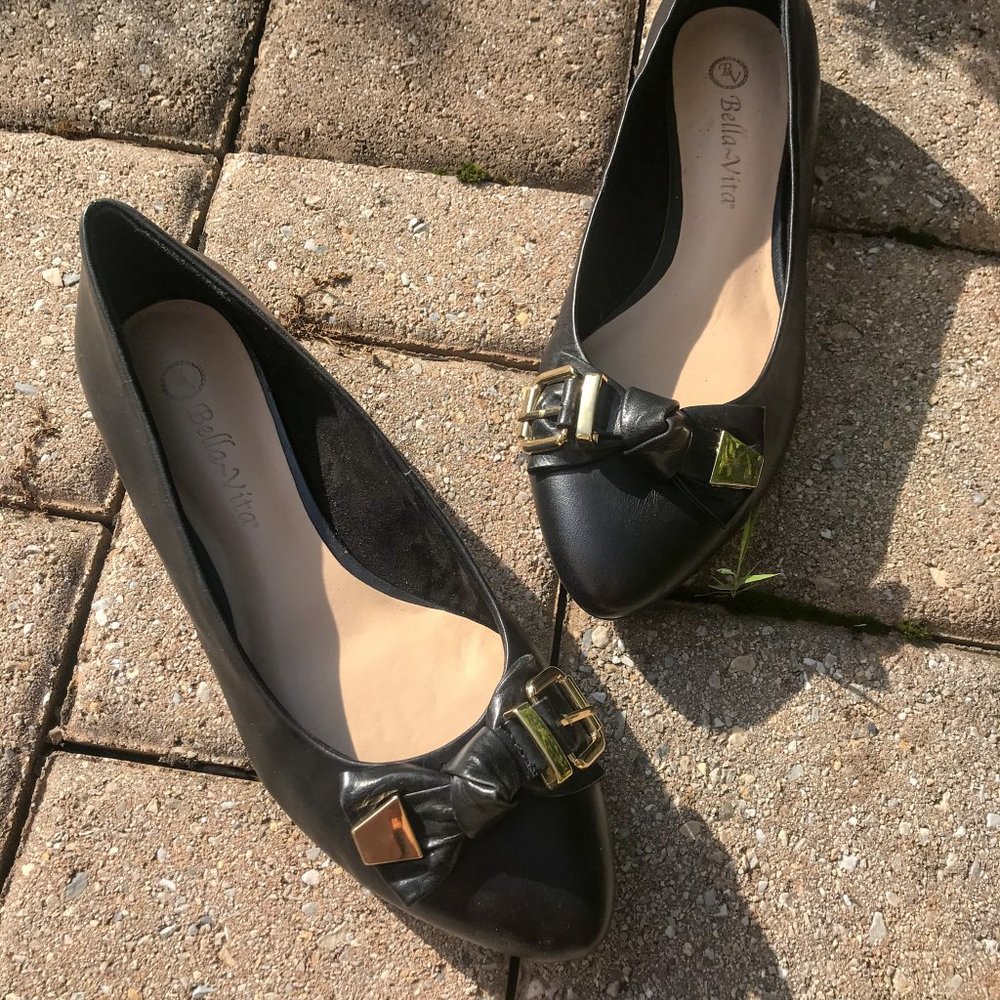 Black Bella Vita Flats